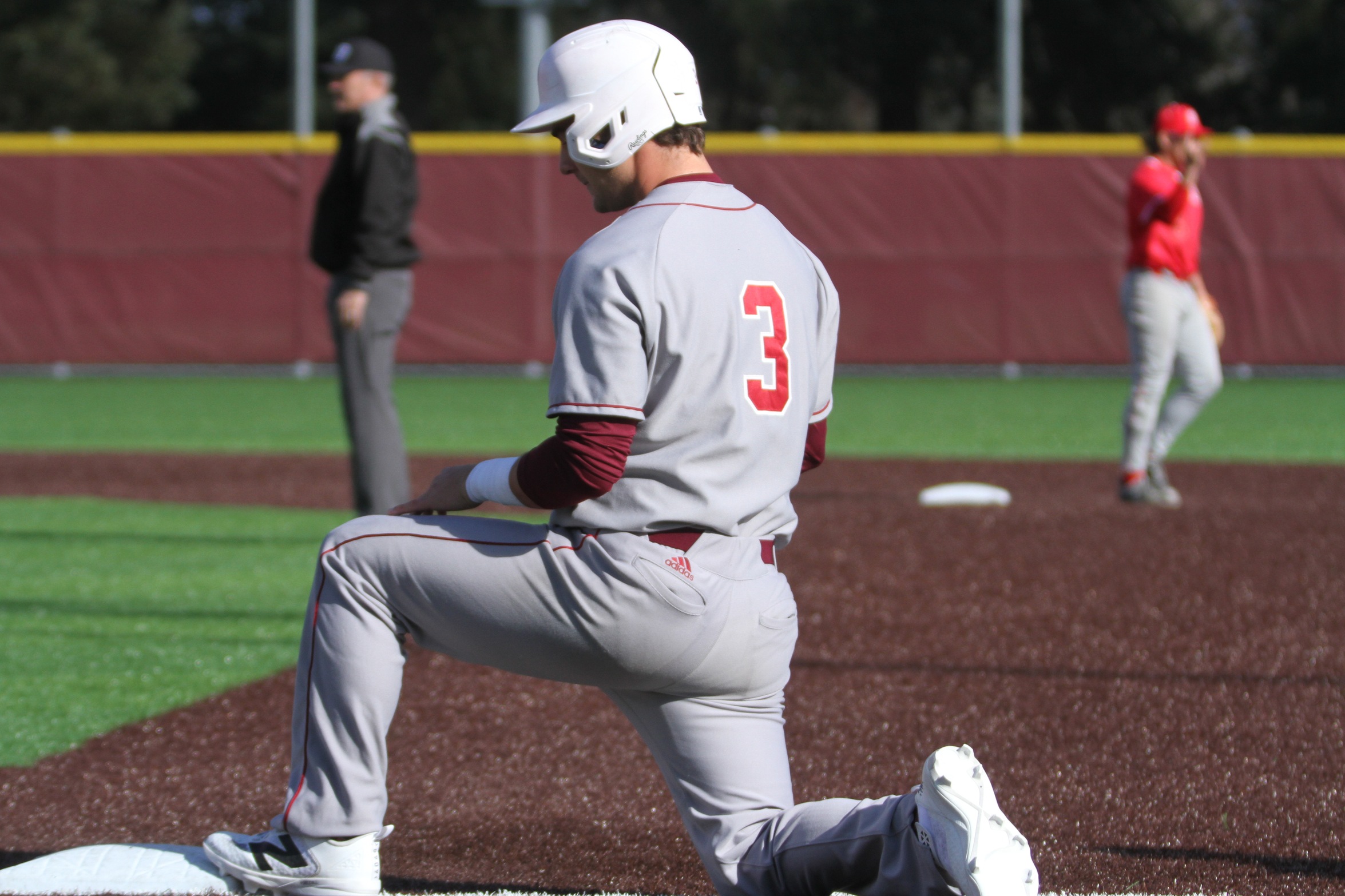Raiders Drop Conference Series to Red Devils
