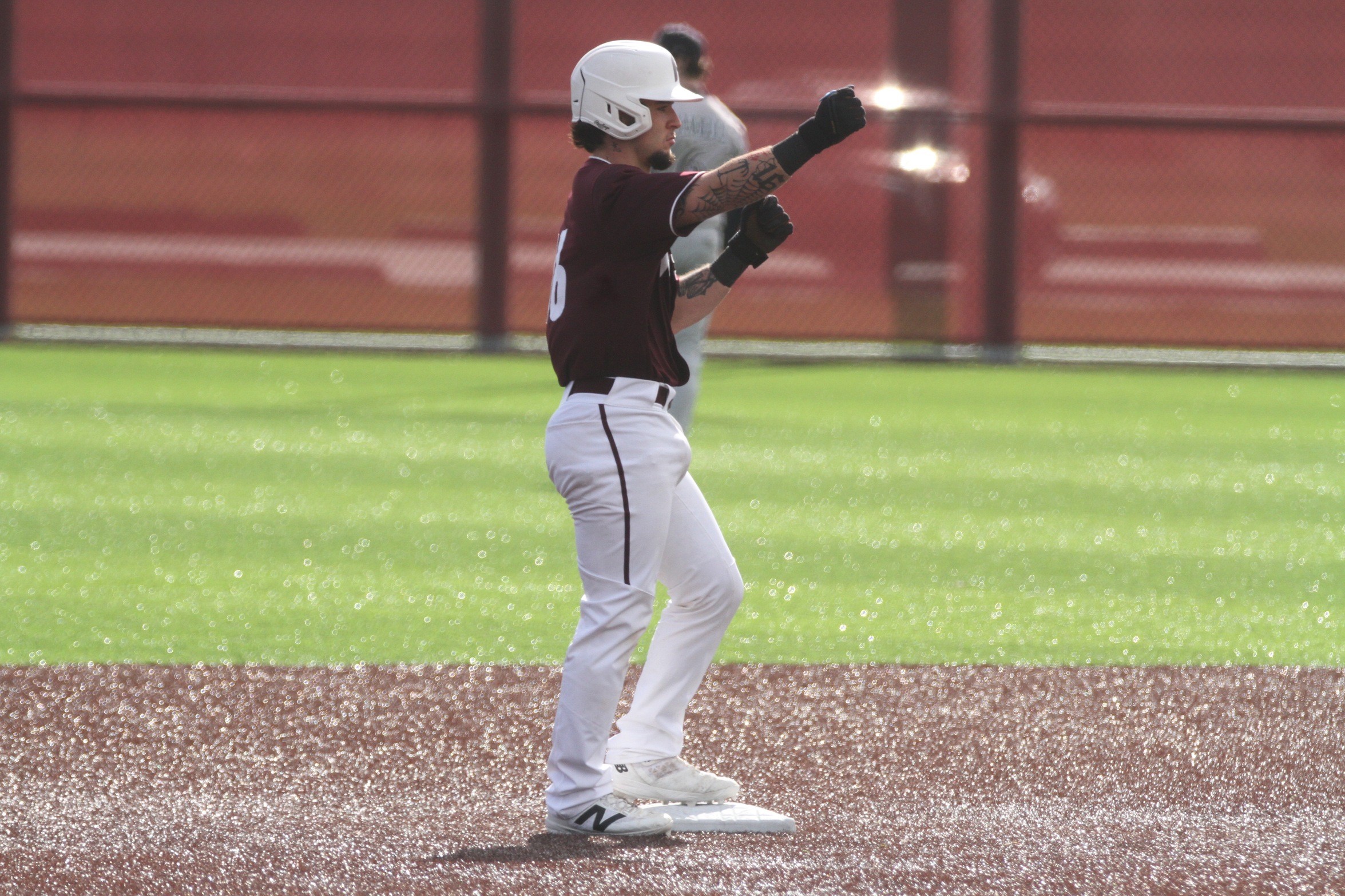 Raiders Dominate Centralia in Series Opener
