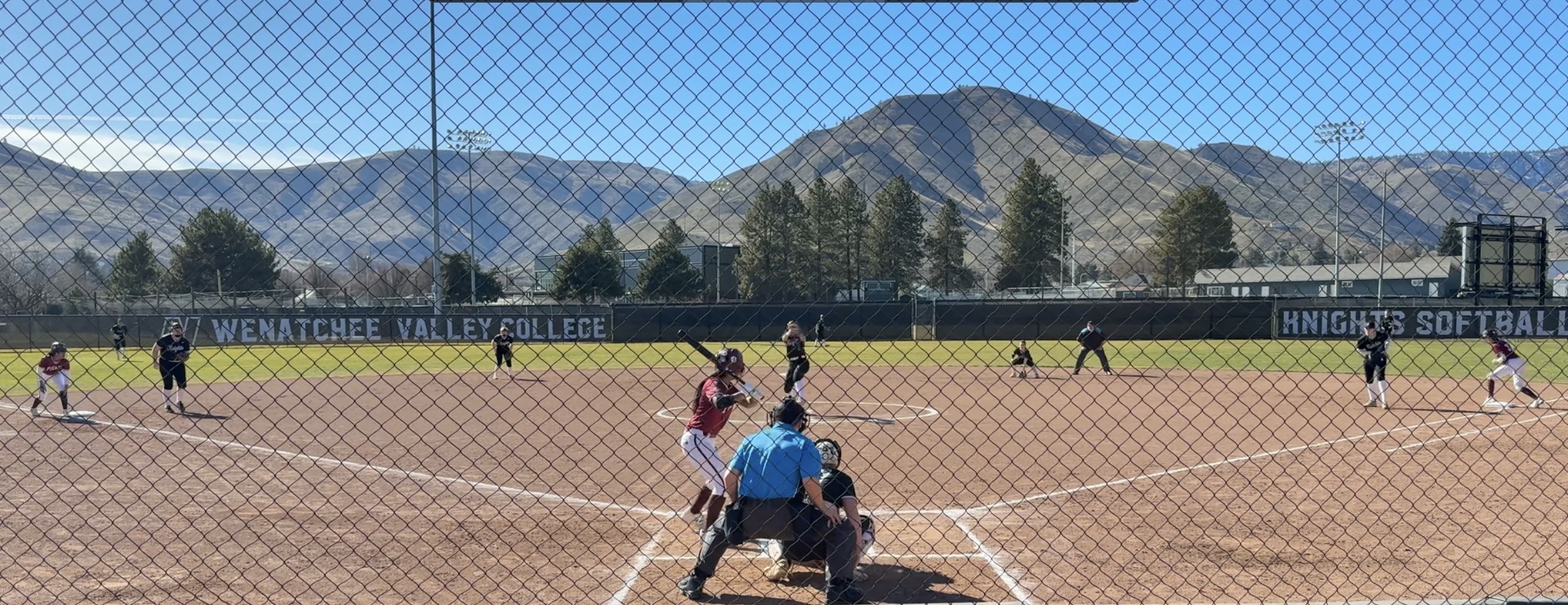 Raiders Split with Wenatchee Valley on Sunday