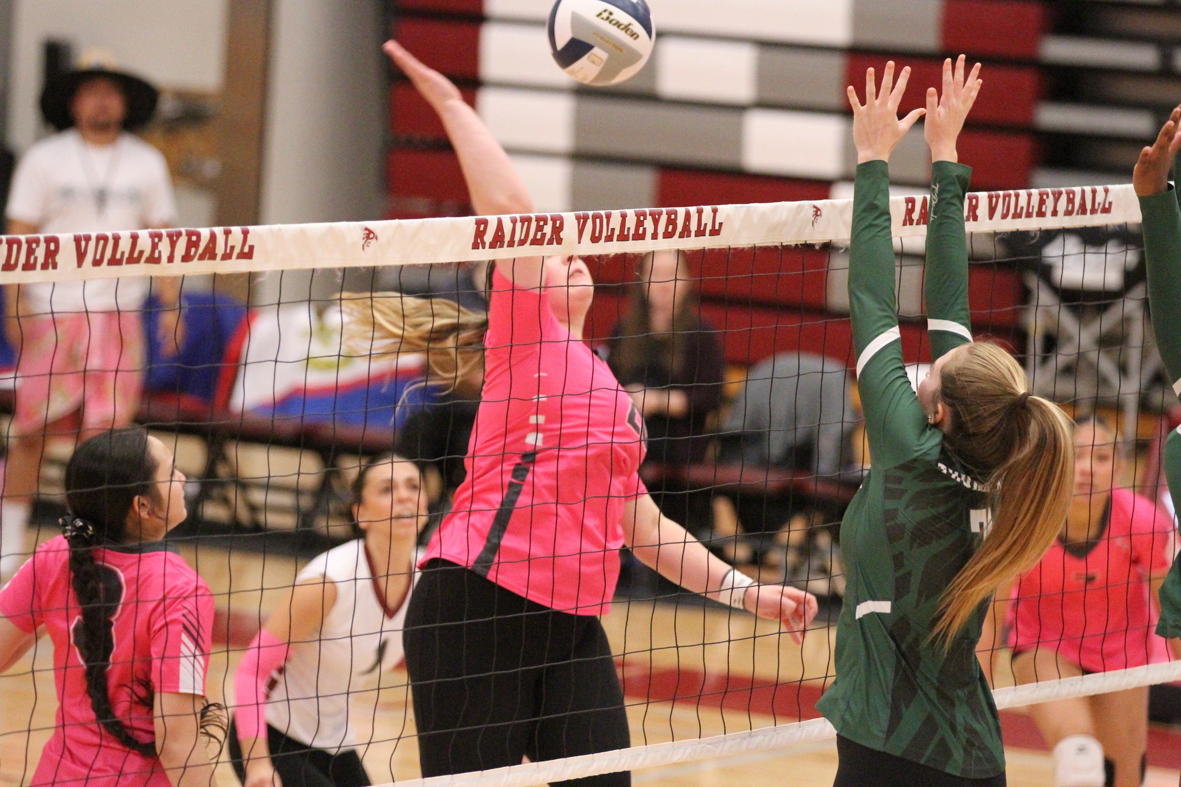 Raiders Fall to Yakima Valley in Preseason Match